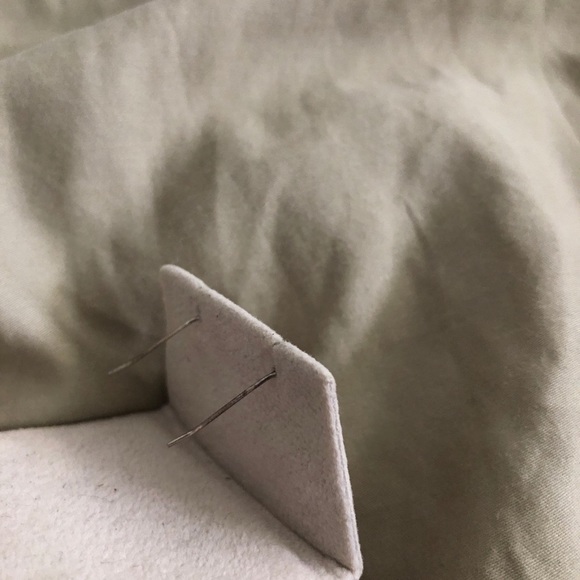 Bundle Item: Rosy Pink Dangly Earrings - Picture 2 of 3